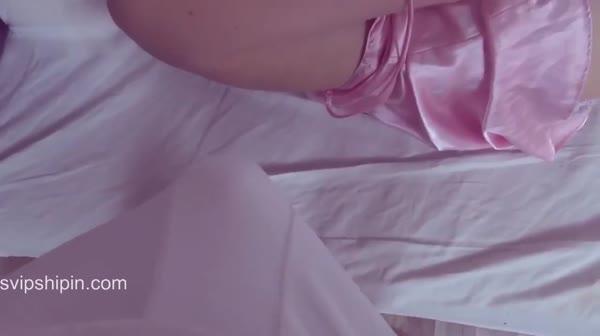 韩美超嫩混血学生妹被男友残忍调教 绳缚电击自慰棒强制高潮撸管佳作高清 8V合集